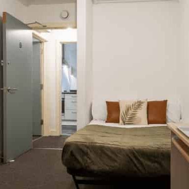 Bronze Non Ensuite - Photo 1