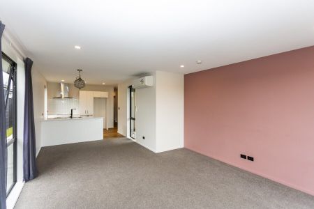 Lovely 3 bedroom family home in Rolleston! - Photo 2