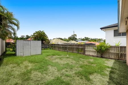 13 Stanley Road, Camp Hill. - Photo 4