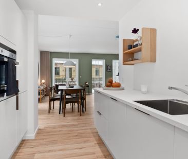 Fantastisk 4-værelses rækkehus i 2 plan med terrasse - Foto 1