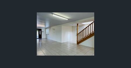 3 Bedroom home with internal stairs - Photo 4