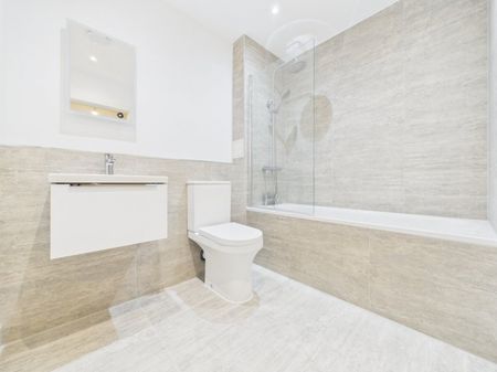 Lakeside East, The Causeway, Staines-Upon-Thames,TW18 - Photo 5