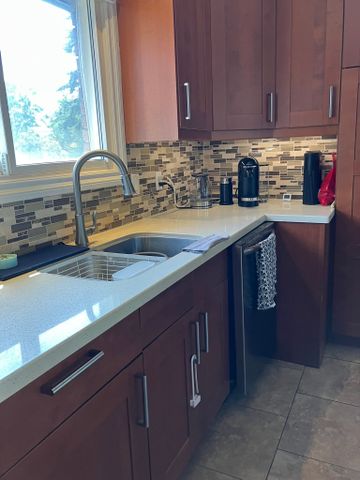 For Lease - 88 KULPIN Avenue Unit# MAIN FLR, Bradford West Gwillimbury, Ontario - Photo 2