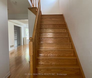 For Lease - 30 Glacier Crescent Unit# Main, Toronto, Ontario - Photo 3