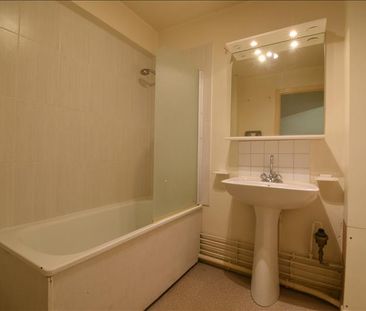 3 pièces - Meublé - 61,77 m² - 1er étage - Colocation autorisée - Photo 4