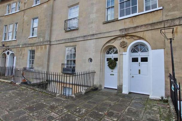 Widcombe Crescent, Bath, BA2 - Photo 1