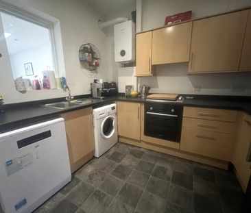 2 bedroom terraced house to rent - Photo 5