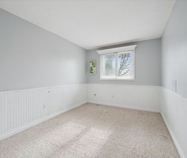 For Lease - 424 Benesfort Court, Kitchener, Ontario - Photo 1
