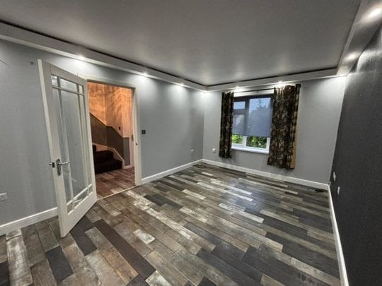 Maes Croffte, Ammanford, SA18 - Photo 1