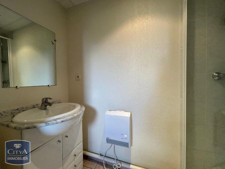 Location Appartement 1 pièce 42m² UZES 30700 - Photo 4