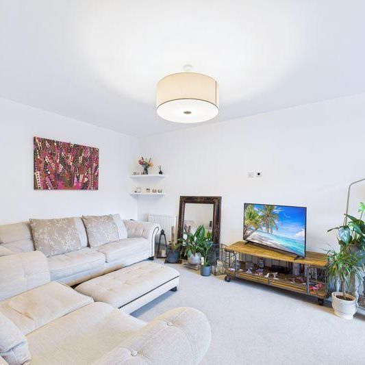 3 bedroom detached house to rent - Photo 1