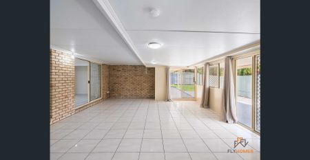 Single Room with WIFI, Electricity & Water Included! - Photo 5