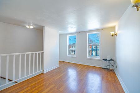 For Lease - 165 1/2 Olive Avenue, Oshawa, Ontario - Photo 2