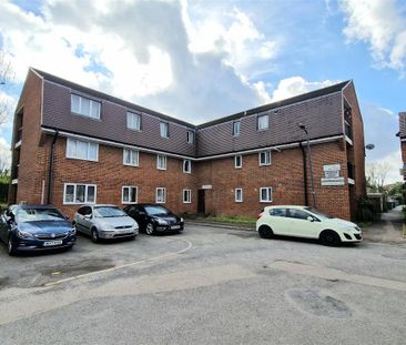 Flat to rent - Photo 1