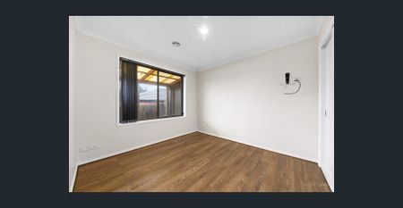 NEAT AND TUCKED AWAY! - Photo 5