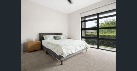 Modern Family Home in Prime Location! - Photo 5