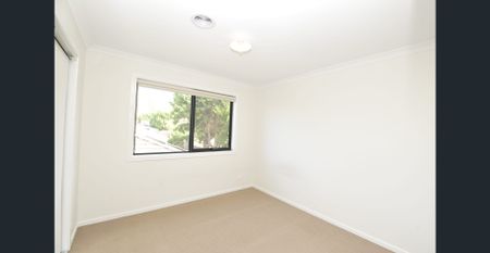 Stunning Family Home for Rent !! - Photo 3