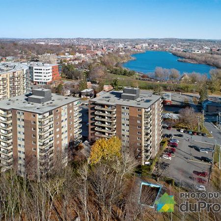 215 rue Bellevue - Les Jardins Hauterive - 4 ½, Sherbrooke (Jacques-Cartier) à louer - Photo 1