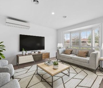 The Perfect Blend of Practicality and Style - Photo 3
