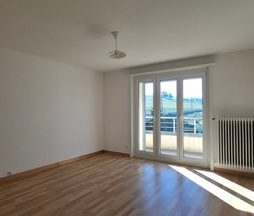 Helle 3.5-Zimmerwohnung in Murten - Photo 1