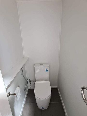 Tidy and cosy two bedroom unit Mount Victoria - Photo 2