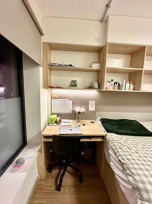 Room in a Shared Flat, Robeson House, SE15 - Photo 1