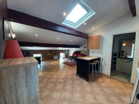 Location Appartement 1 pièce 25m² LEZIGNAN CORBIERES 11200 - Photo 2