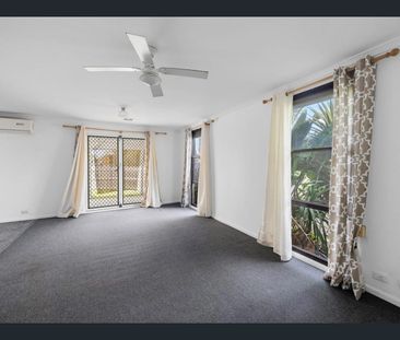 82 Eldorado Crescent, Meadow Heights, Vic 3048 - Photo 6