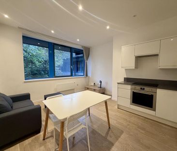 Studio to rent - Photo 1