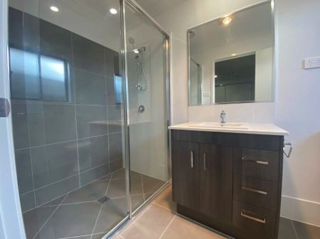 Premium Duplex Living - Photo 4