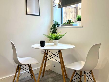 -74 Wilton Street Unit 5 - Photo 2