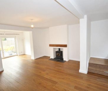 3 bedroom semi-detached house to rent - Photo 1