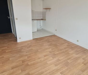 ASNIERES SUR SEINE appartement de 34 m² - 2 pièces - 1 chambre - 1 ... - Photo 6