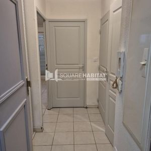 Location Appartement 2 pièces 37m² BAILLEUL 59270 - Photo 3