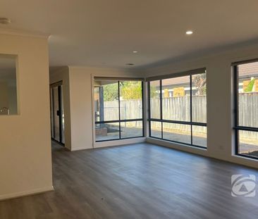 4 BEDROOMS & PLENTY TO OFFER - Photo 3