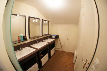 Location Appartement 4 pièces Meublé 54m² ANGERS 49100 - Photo 5