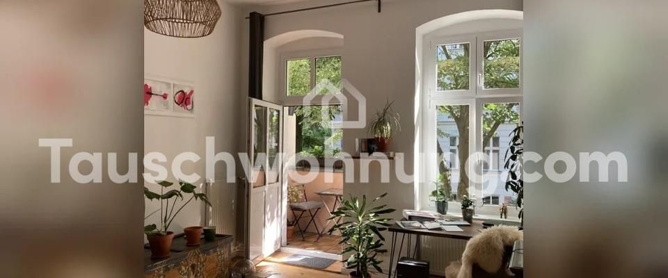 TAUSCHWOHNUNG Suche Tauschwohnung, biete kleine 2 Zimmer Altbauwohnung - Foto 1