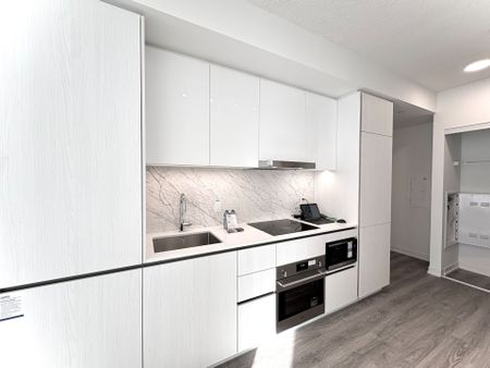 For Lease - 8 Interchange Way Unit# 4801, Vaughan, Ontario - Photo 3