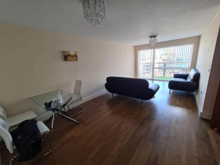 2 bedroom flat to rent - Photo 3