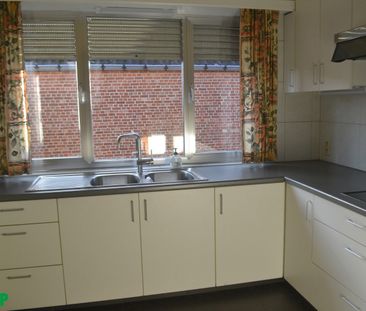 Centraal gelegen appartement op de eerste verdieping met 2 slaapkamers - Photo 5