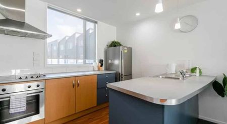 Ready to move in - fully furnished house - Photo 3