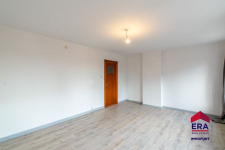 Woning met 3 slks en tuin op wandelafstand van het centrum - Photo 2