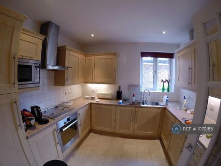 2 bedroom flat to rent - Photo 5