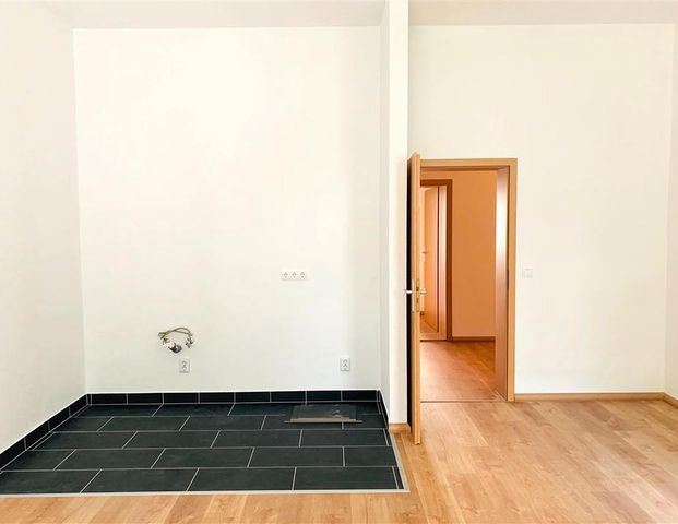 Schöne 4 Zimmerwohnung mit EBK in bester Lage! - Photo 1