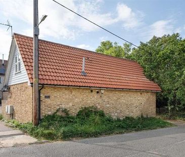 Golden Hill, Whitstable, CT5 - Photo 1