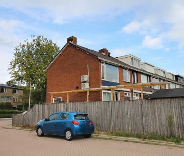 Te huur: Huis Piet Heynstraat in Zwijndrecht - Photo 2