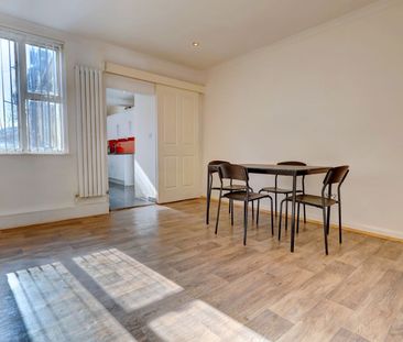 4 bedroom end terraced house to rent - Photo 6