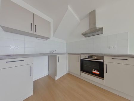 Location Appartement 3 pièces 68m² BUXEROLLES 86180 - Photo 4
