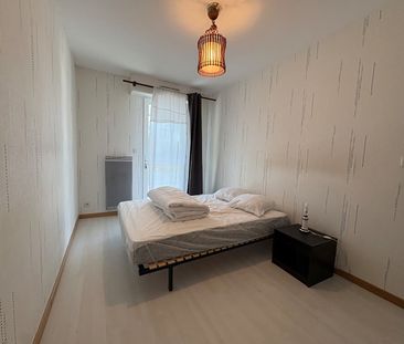 Location Appartement 2 pièces 42m² - Photo 2