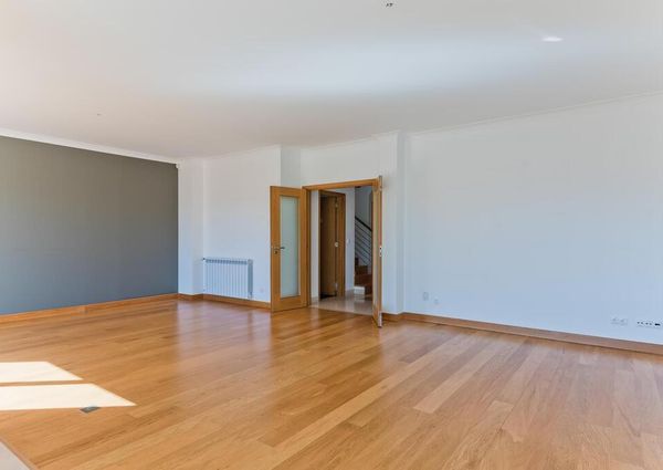 3 Bedroom House with a view, Oeiras Golf Residence, Oeiras